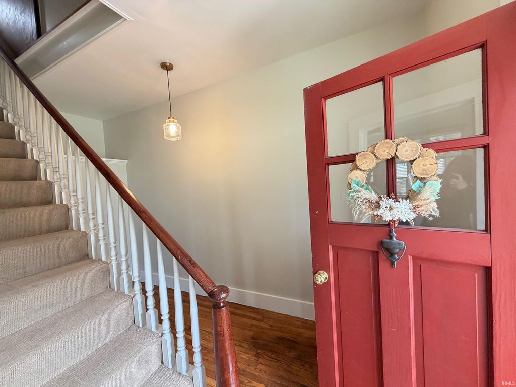 Photo of 601 Pearl Street, Covington, IN 47932 (MLS # 202613223)