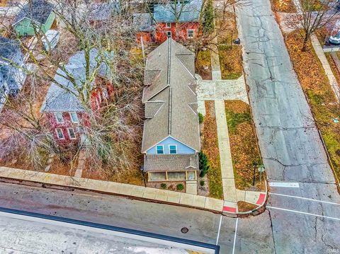 Tiny photo for 802 Lavina Street, Fort Wayne, IN 46802 (MLS # 202615287)
