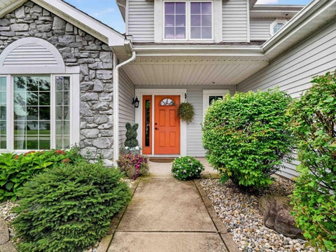 Tiny photo for 2009 Miami Trail, Huntington, IN 46750 (MLS # 202636250)