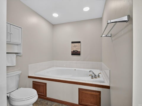 Tiny photo for 2009 Miami Trail, Huntington, IN 46750 (MLS # 202636250)