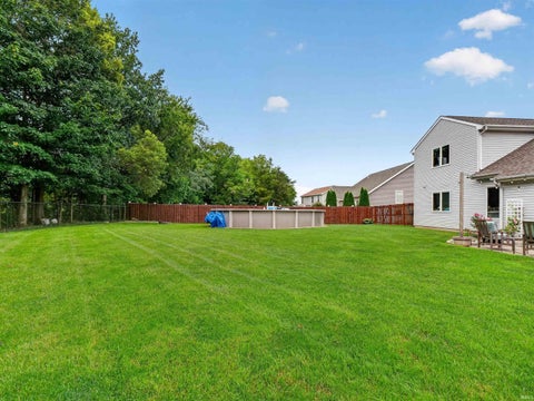 Tiny photo for 2009 Miami Trail, Huntington, IN 46750 (MLS # 202636250)