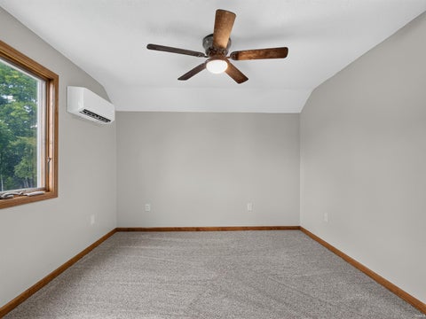 Tiny photo for 2009 Miami Trail, Huntington, IN 46750 (MLS # 202636250)
