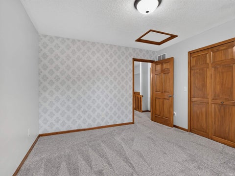 Tiny photo for 2009 Miami Trail, Huntington, IN 46750 (MLS # 202636250)