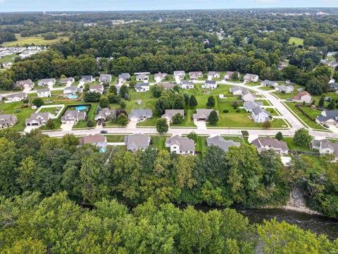Tiny photo for 2009 Miami Trail, Huntington, IN 46750 (MLS # 202636250)