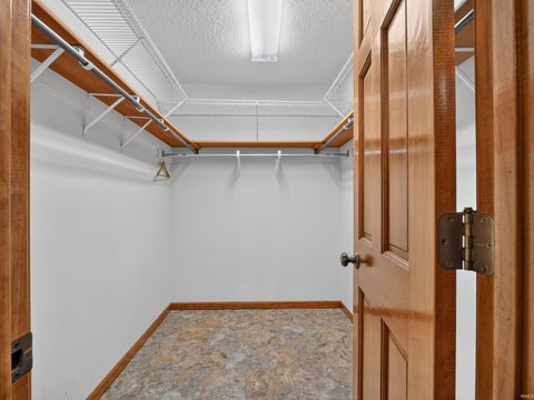Tiny photo for 2009 Miami Trail, Huntington, IN 46750 (MLS # 202636250)