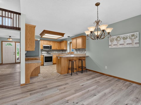 Tiny photo for 2009 Miami Trail, Huntington, IN 46750 (MLS # 202636250)