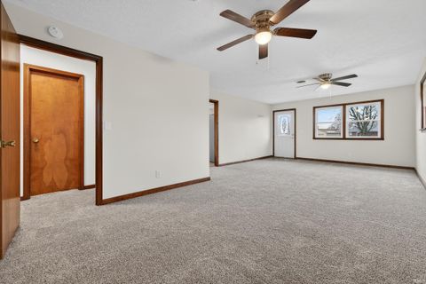 Tiny photo for 1900 Olds Court, Kokomo, IN 46902 (MLS # 202548847)