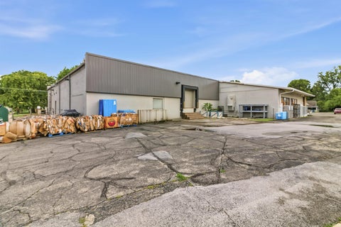 Tiny photo for 201 N Main Street, Fairmount, IN 46928 (MLS # 202625444)