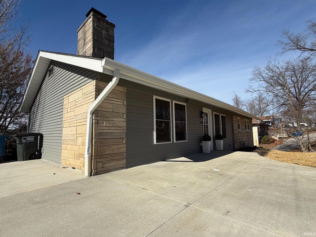 Photo of 121 Edgewood Drive, Bedford, IN 47421 (MLS # 202602529)