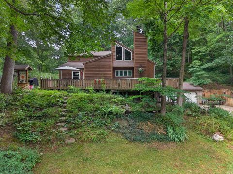 Photo of 3770 W Willow Woods Drive, Logansport, IN 46947 (MLS # 202629293)