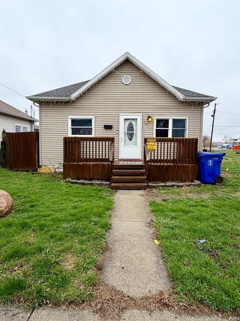 Photo of 1710 N WEBSTER Street, Kokomo, IN 46901 (MLS # 202611108)