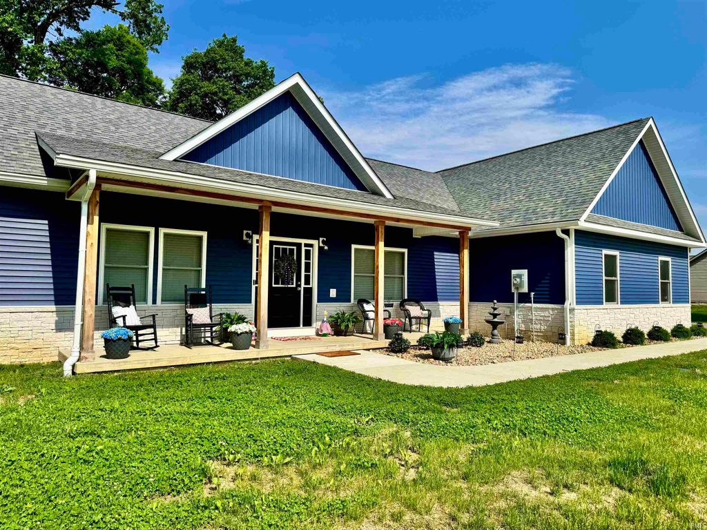 Photo of 1709 Riley Court, Spencer, IN 47460 (MLS # 202619100)