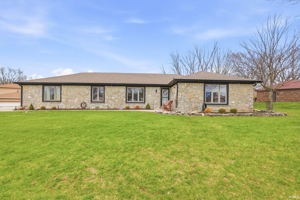 Photo of 7110 W Meadows Lane, Greenfield, IN 46140 (MLS # 202610534)