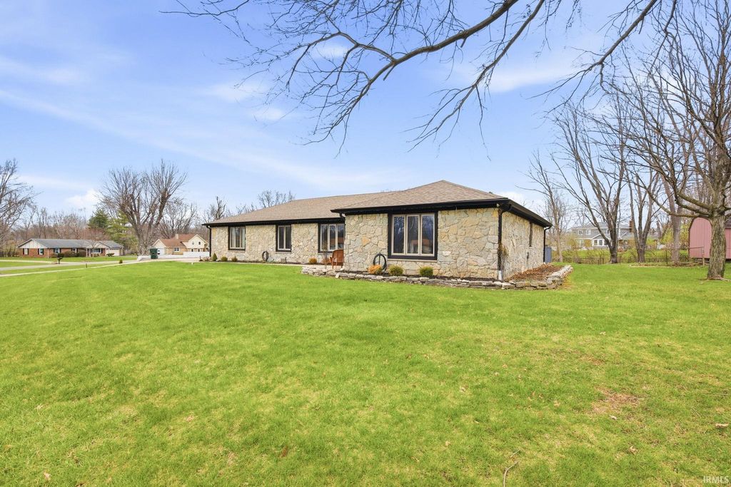 Photo of 7110 W Meadows Lane, Greenfield, IN 46140 (MLS # 202610534)