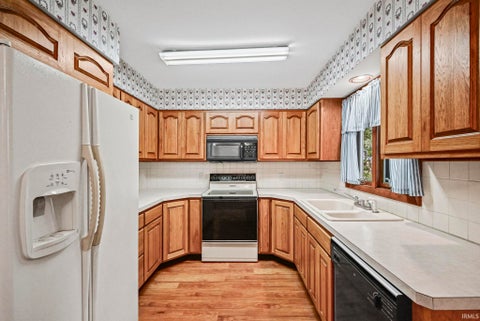 Tiny photo for 21 Stingley Drive, Rossville, IN 46065 (MLS # 202639537)