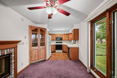 Tiny photo for 21 Stingley Drive, Rossville, IN 46065 (MLS # 202639537)
