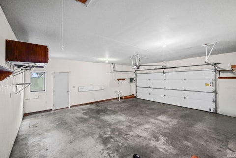 Tiny photo for 21 Stingley Drive, Rossville, IN 46065 (MLS # 202639537)