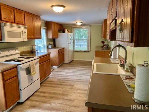 Tiny photo for 105 S Riverside Drive, Winamac, IN 46996 (MLS # 202639120)