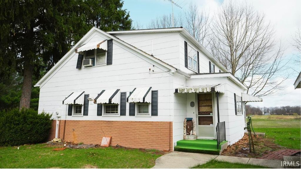 Photo of 4350 S 200 E, Knox, IN 46534 (MLS # 202612499)