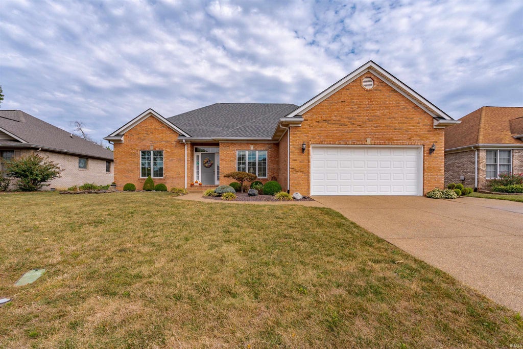 Photo of 200 Westbriar Road, Newburgh, IN 47630 (MLS # 202640737)
