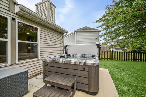 Tiny photo for 5016 Chimneylake Drive, Lafayette, IN 47905 (MLS # 202639637)
