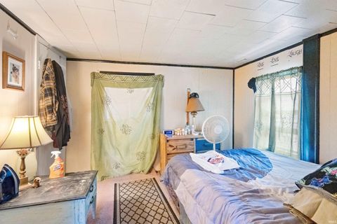 Tiny photo for 522 W Walnut Street, Kokomo, IN 46901 (MLS # 202601378)