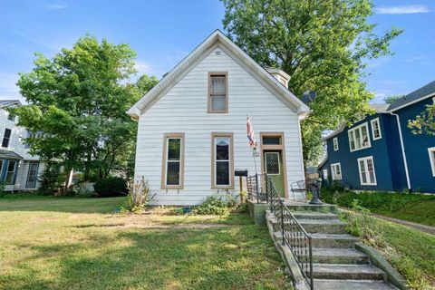 Tiny photo for 522 W Walnut Street, Kokomo, IN 46901 (MLS # 202601378)