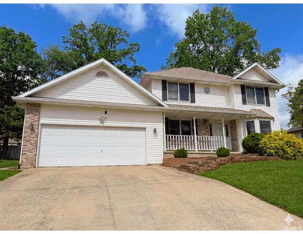 Photo of 3824 S Laura Way, Bloomington, IN 47401 (MLS # 202617477)