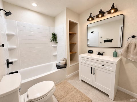 Tiny photo for 2411 N Apperson Way, Kokomo, IN 46901 (MLS # 202642544)
