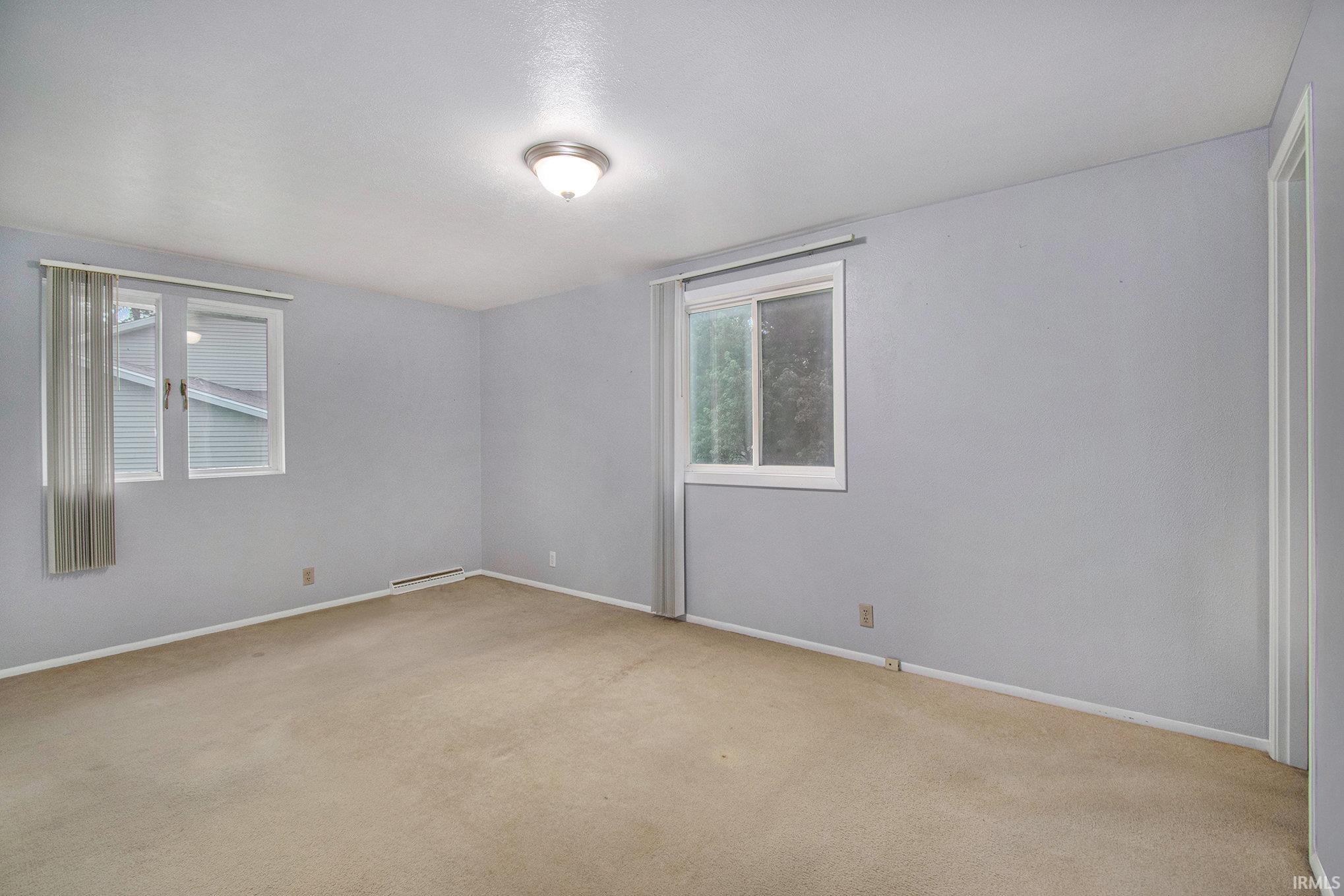 South Bend, Indiana 46614, United States, 4 Bedrooms Bedrooms, ,3 BathroomsBathrooms,Residential,Active,155153