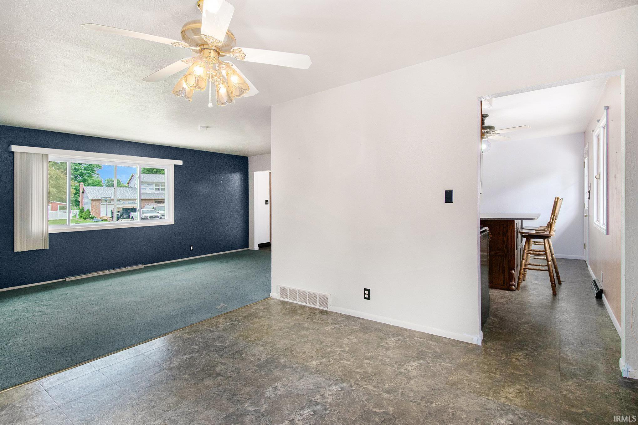 South Bend, Indiana 46614, United States, 4 Bedrooms Bedrooms, ,3 BathroomsBathrooms,Residential,Active,155153