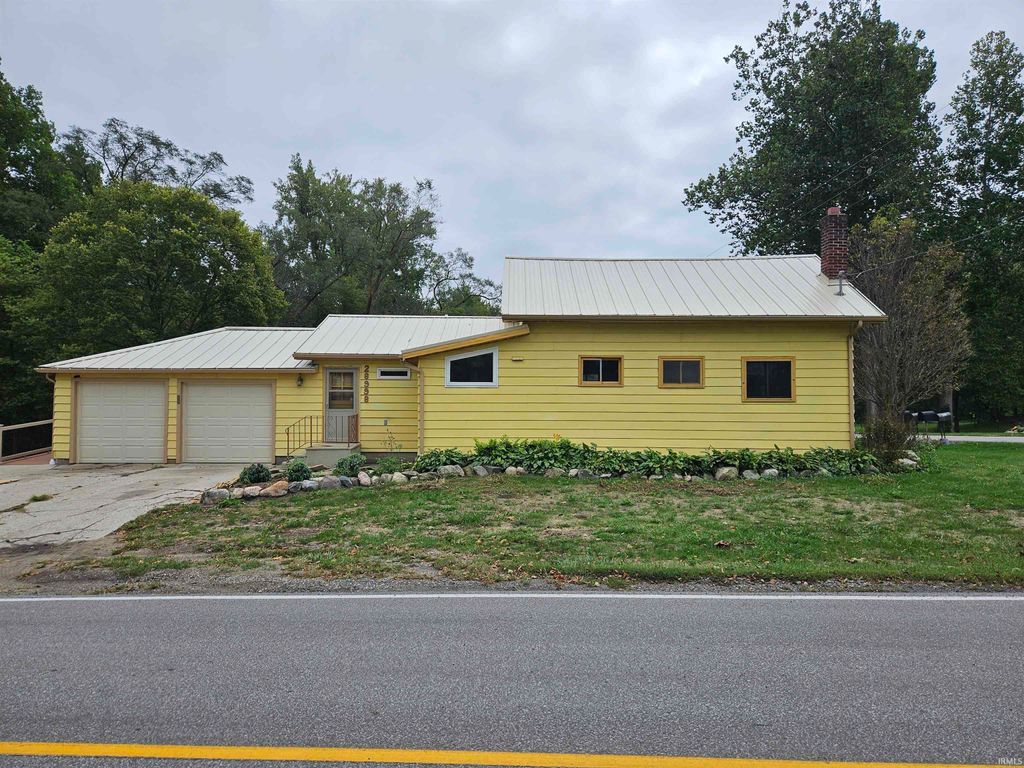 Photo of 28998 County Road 26, Elkhart, IN 46517 (MLS # 202616261)
