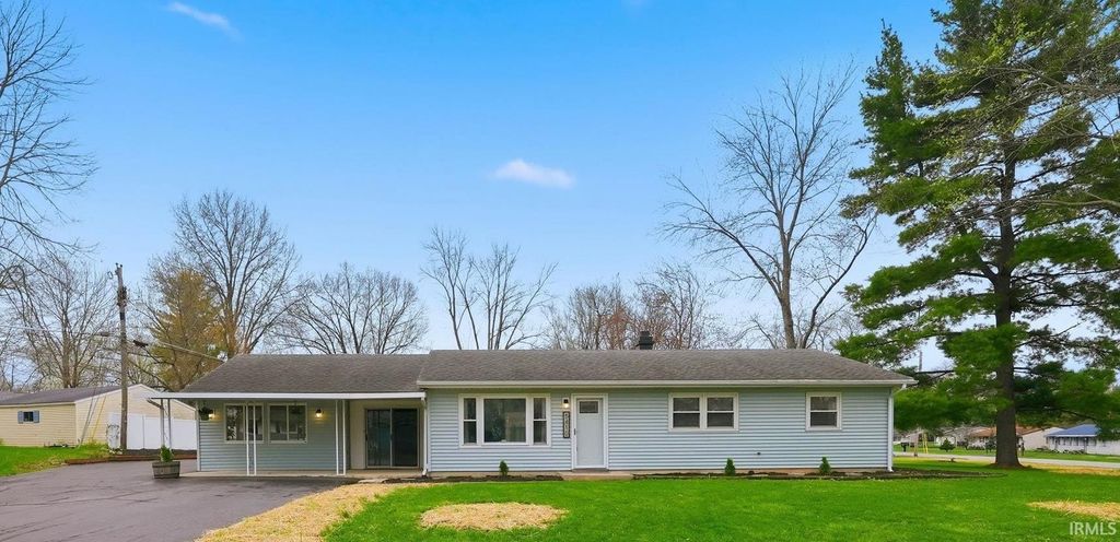 Photo of 5410 Cranston Avenue, Fort Wayne, IN 46835 (MLS # 202612615)
