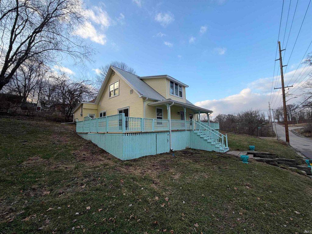 Photo of 101 M Street, Bedford, IN 47421 (MLS # 202549748)