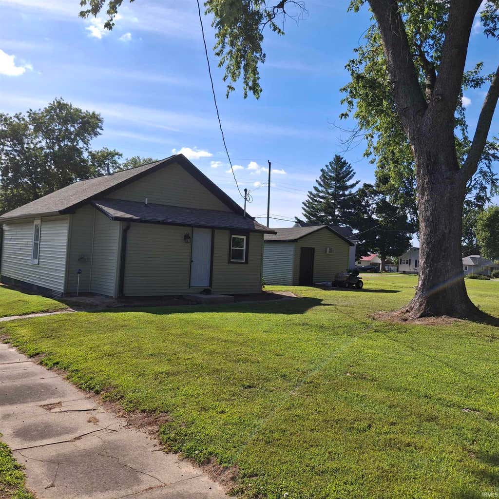 Photo of 214 S Division Street, Francisco, IN 47649 (MLS # 202627792)