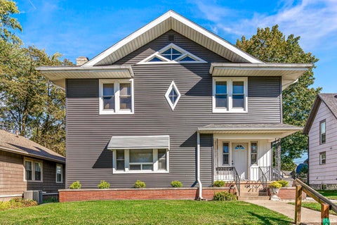 Photo of 924 N Main Street, Elkhart, IN 46514 (MLS # 202641952)