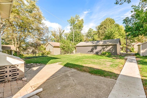 Tiny photo for 924 N Main Street, Elkhart, IN 46514 (MLS # 202641952)
