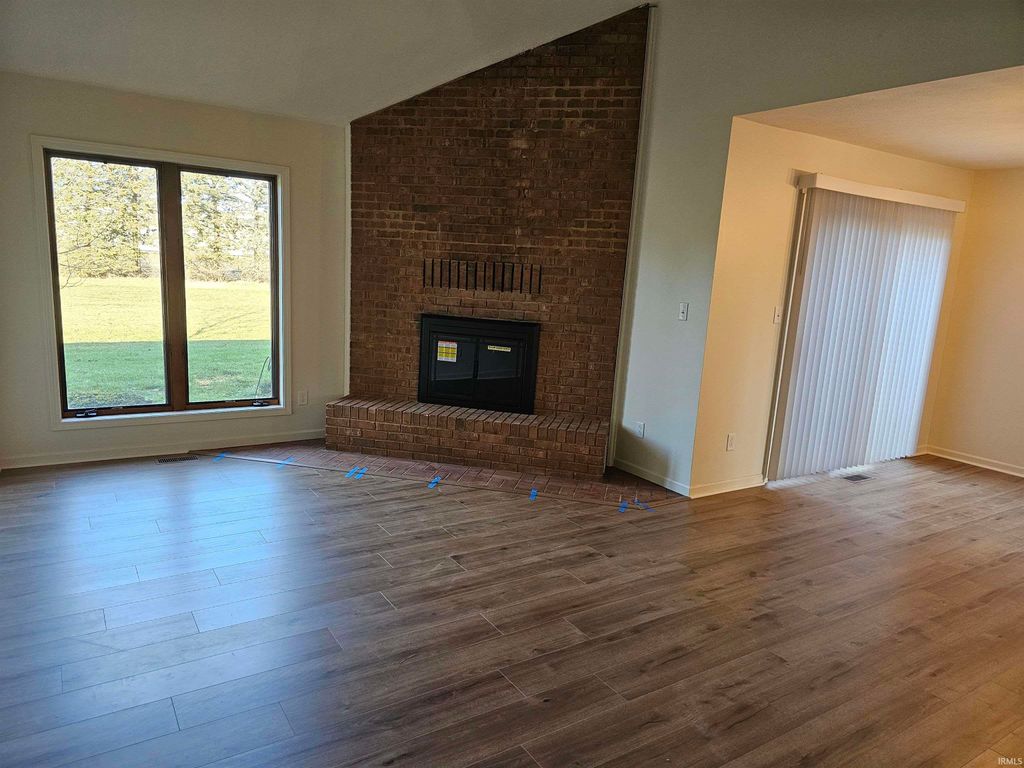 Photo of 1310 Unut C Freda Dr. Dr, Elkhart, IN 46514 (MLS # 202601350)