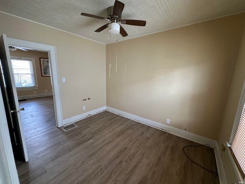 Tiny photo for 909 E Taylor Street, Kokomo, IN 46901 (MLS # 202638599)