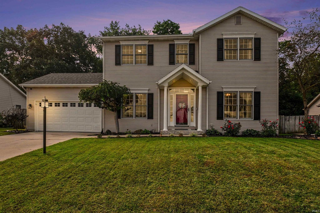 Photo of 11032 Gorden Setter Drive, Osceola, IN 46561 (MLS # 202638983)