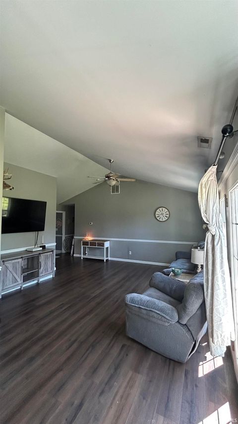 Tiny photo for 311 Liberty Street, Bicknell, IN 47512 (MLS # 202618690)