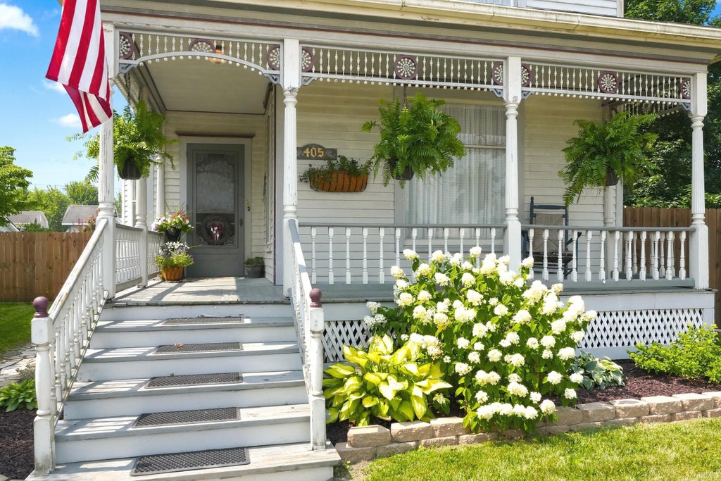 Photo of 405 W South Street, Monroeville, IN 46773 (MLS # 202629609)