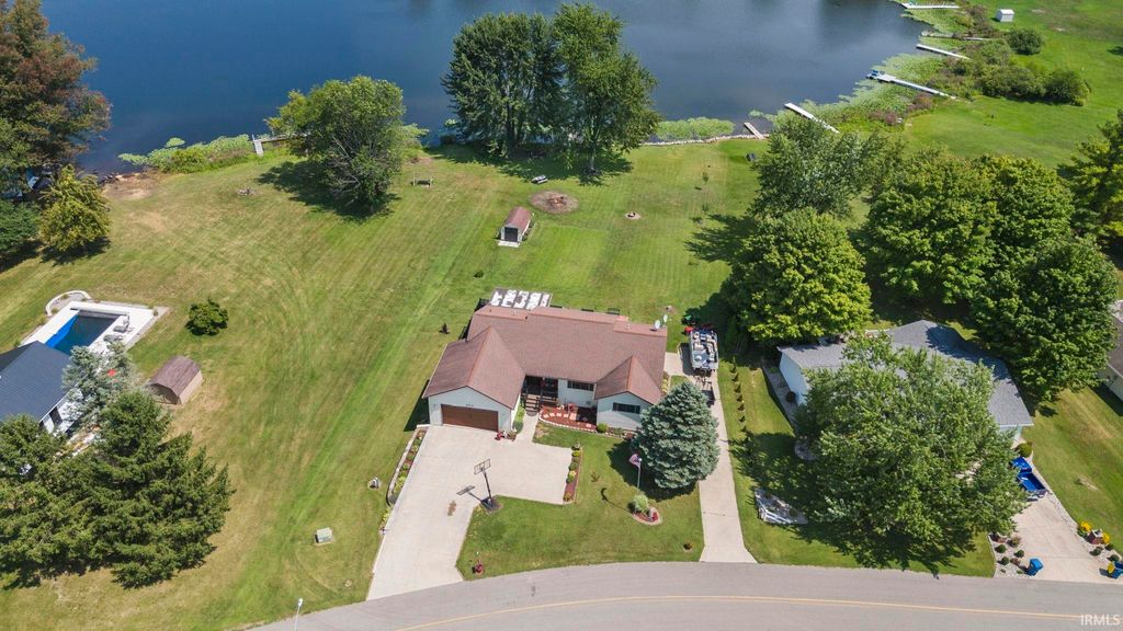 Photo of 5010 Terry Lake Road, Hamilton, IN 46742 (MLS # 202602988)