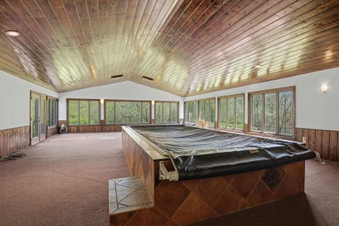 Tiny photo for 1704 Brookwood Drive, Elkhart, IN 46514 (MLS # 202615414)
