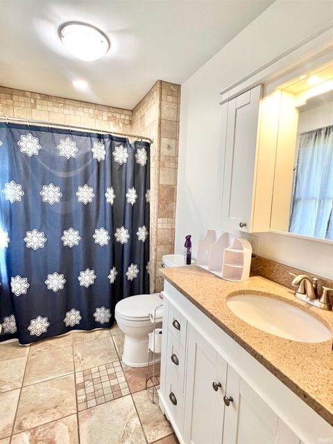 Tiny photo for 207 Longtree Lane, Logansport, IN 46947 (MLS # 202532927)
