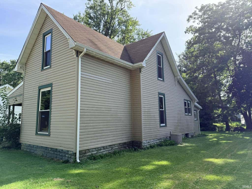 Photo of 304 N Willow Street, Flora, IN 46929 (MLS # 202626145)