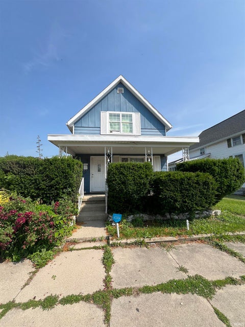 Tiny photo for 320 E Main Street, Peru, IN 46970 (MLS # 202628248)