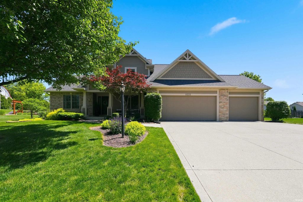 Photo of 9225 Bobcat Trail, Leo, IN 46765 (MLS # 202621050)