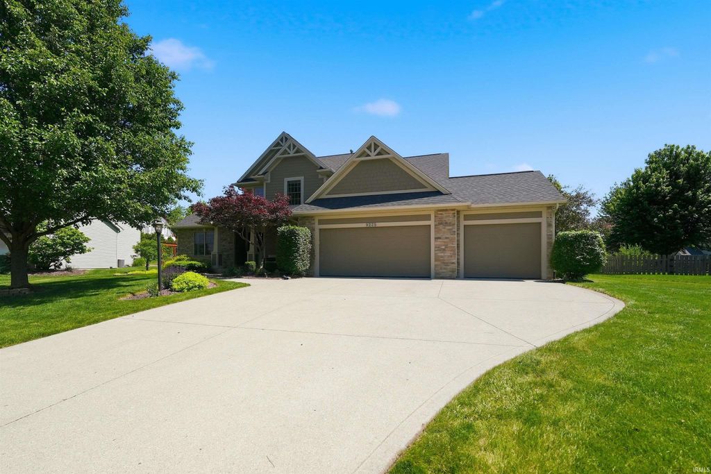 Photo of 9225 Bobcat Trail, Leo, IN 46765 (MLS # 202621050)
