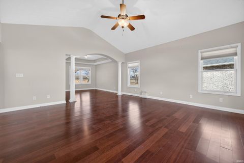 Tiny photo for 1838 HUNTERS COVE Circle, Kokomo, IN 46902 (MLS # 202605661)